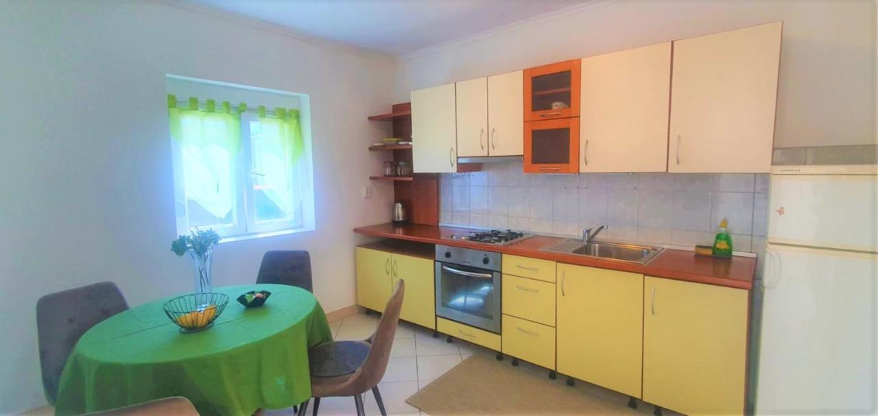 Apartment Fain - Private Parking ซาดาร์ ภายนอก รูปภาพ