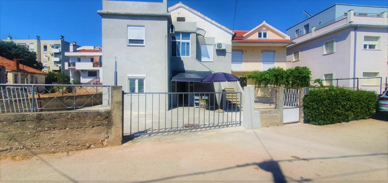 Apartment Fain - Private Parking ซาดาร์ ภายนอก รูปภาพ
